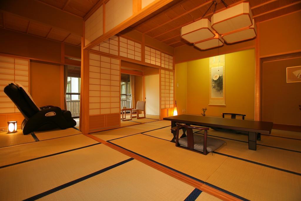 Senjukaku Hotel Yamanouchi  Exterior photo